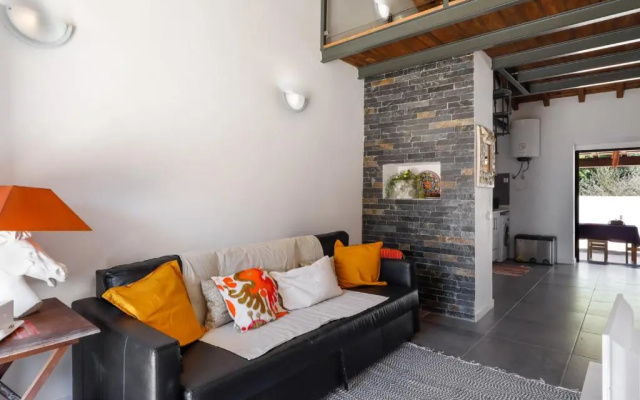 Casa da Fonte / Fountain House