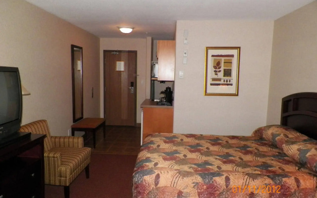 Peavine Inn & Suites