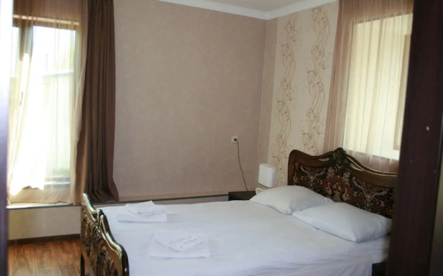 Отель Elite House