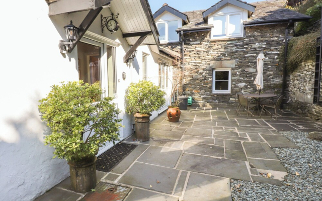 Courtyard Cottage
