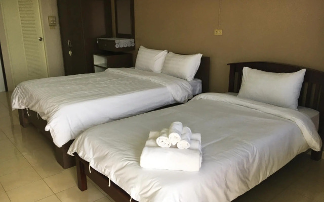 Hotel M Rojana Ayutthaya
