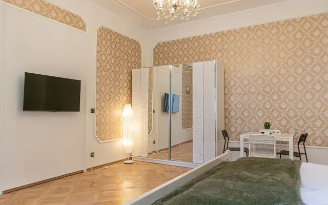 Spacious 4BR Apt Long Stay Friendly
