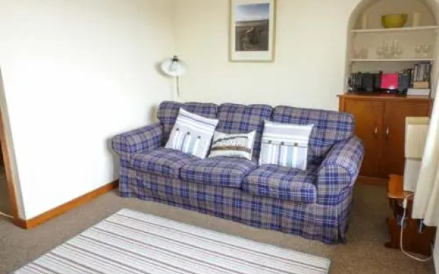 Troon Apartment