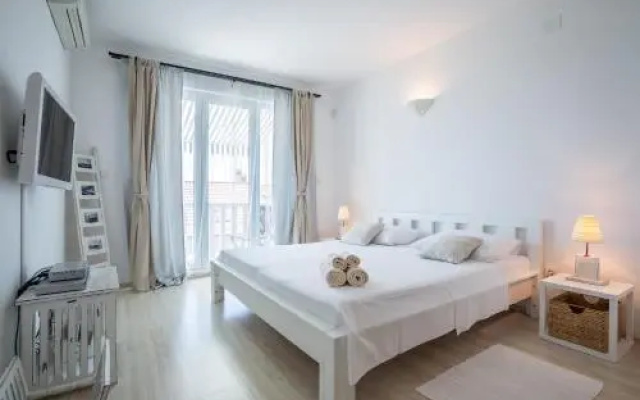 Apartments Tamara Bol