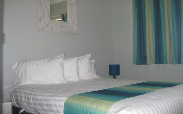 Centre Break Beach Stay