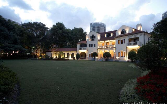 Отель Shanghai Fenyang Garden Boutique Hotel Китай, Шанхай - отзывы, цены и фото номеров - забронировать отель Shanghai Fenyang Garden Boutique Hotel онлайн вид на фасад