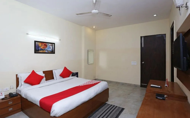 OYO Rooms Cyber Park II