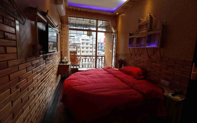 Fengcheng Qiangufengqing Hotel