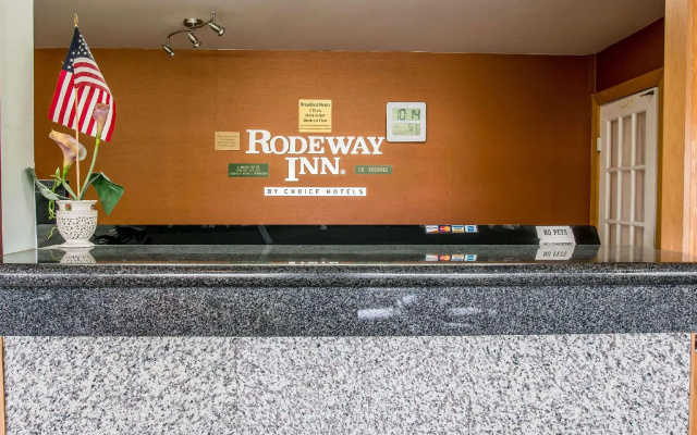 Rodeway Inn Grand Haven