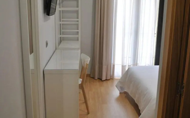Hostal Universitat Cervera