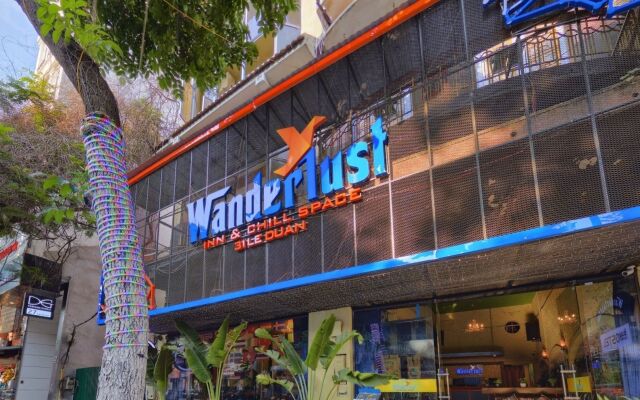 Wanderlust Hostel Hanoi вид на фасад