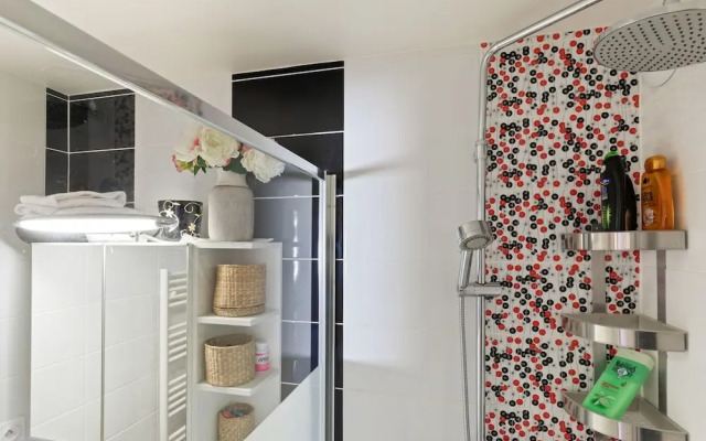 Duplex Apartment IN THE City Centre With Private CAR Park