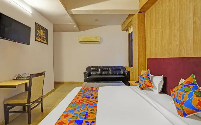 Fabhotel Vasundhara Grand