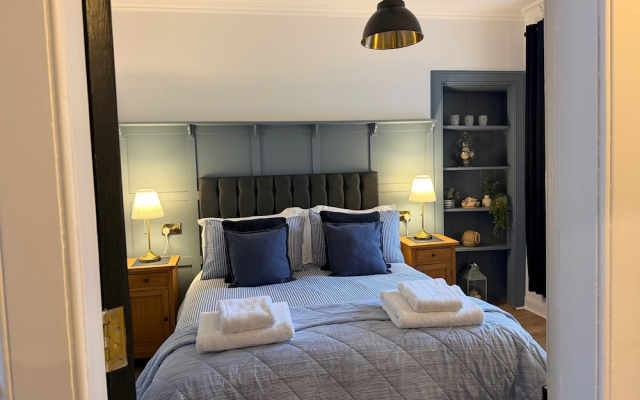 Seaview Apartment - 2bed on Anstruther Harbour