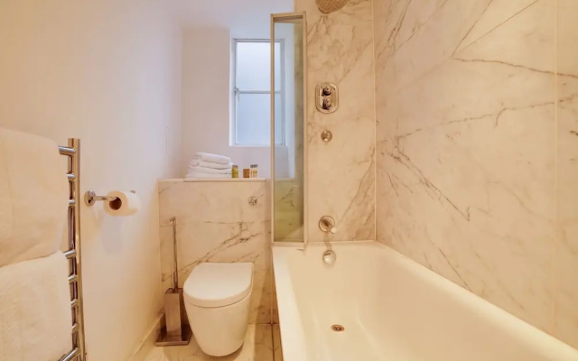 Pleasant Studio in London Near Charing Cross