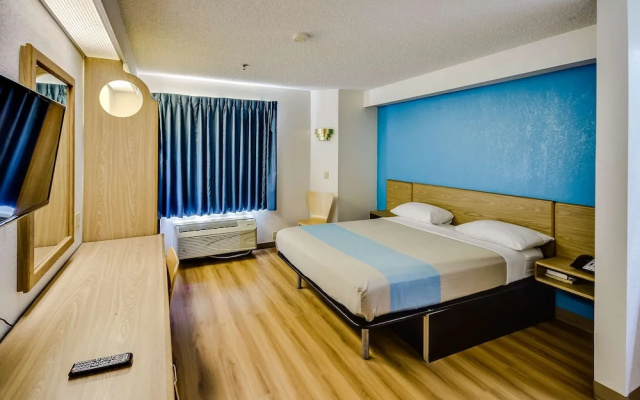 Holiday Inn Express Houston-I-10 W