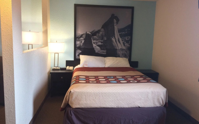 Westlake Inn