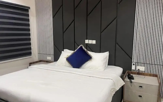 A3 Apartments