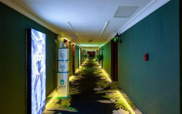 Jiaozuo flower season coffee Hotel (Rose Park store)
