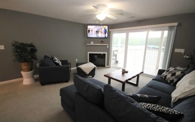 Parkview Bay 424 - 3 Br Condo