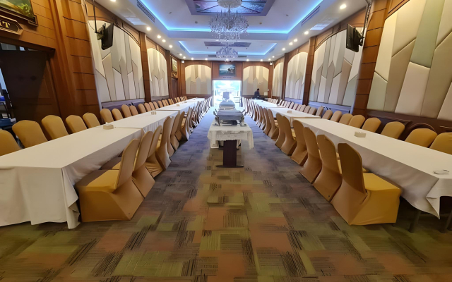 Phitsanulok Orchid Hotel
