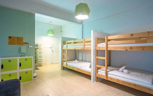 Oyo 529 The Hostel Phuket