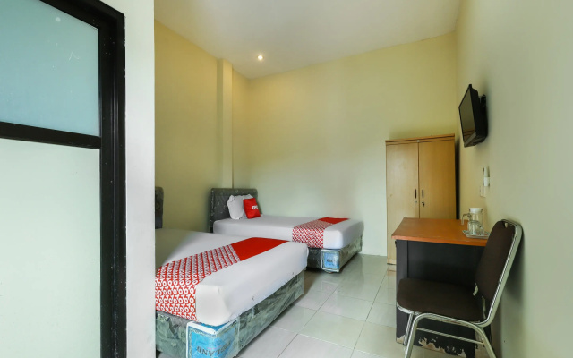 OYO 3802 Wisma Cahaya Abadi