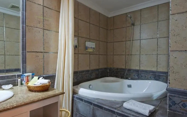 Shenyang Manhattan Hot Spring Hotel