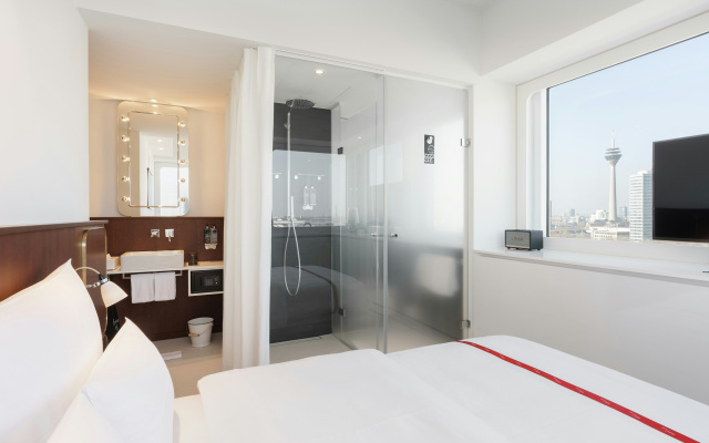 Ruby Luna Hotel Dusseldorf by IHG
