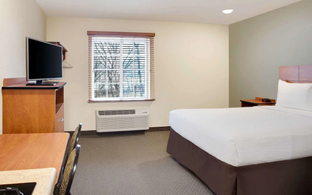 WoodSpring Suites Virginia Beach