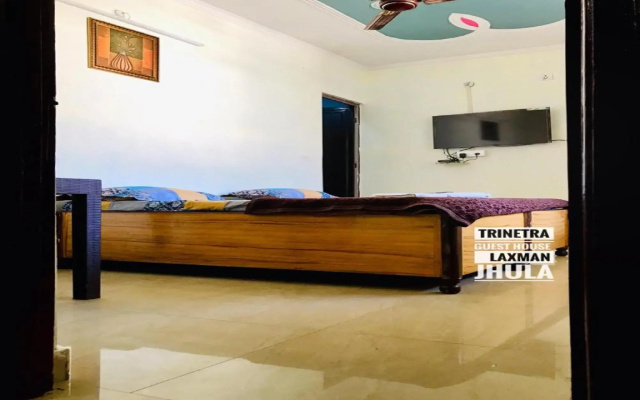 OYO Home 84603 Trinetra Guest House