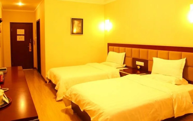 Dujiangyan Spring Business Hotel