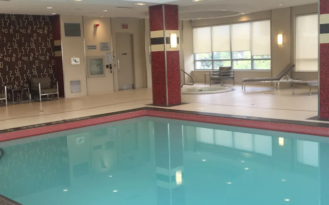 Royal Suites Mississauga