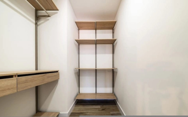 Go Living Suites - 806