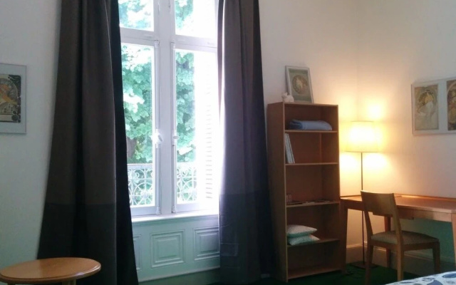 Chambres dHôtes Château de la Marbelliere