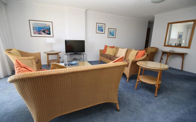 Oceania Apartments