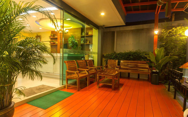 Baan Nilrath Hotel