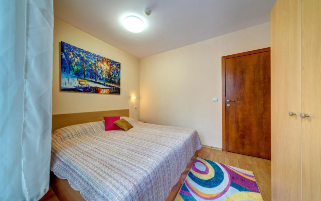 *Cozy and Cute* 1BD Apartment in The Castle Complex