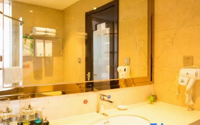 Ruihang Hotel