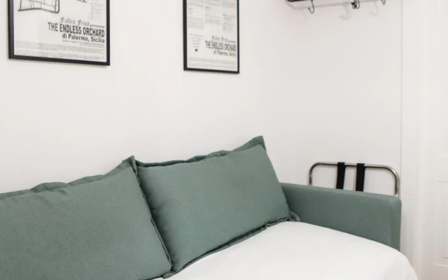 Studio Apartment at Pizzofalcone by Wonderful