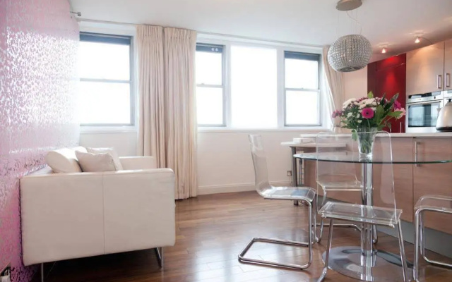 London Dream House - Piccadilly apartment