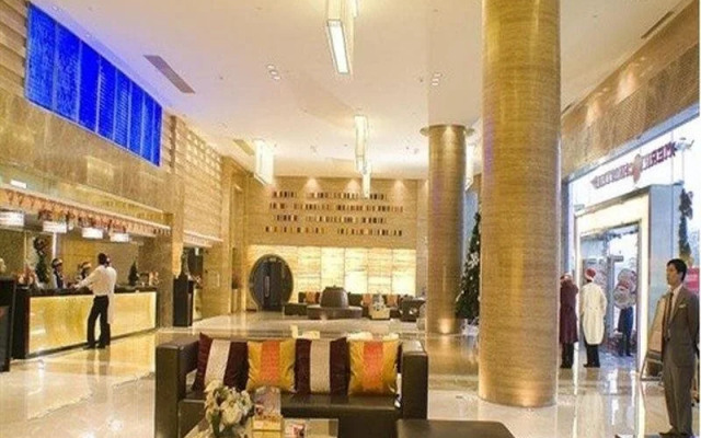 Silvery Holiday Spa And Club