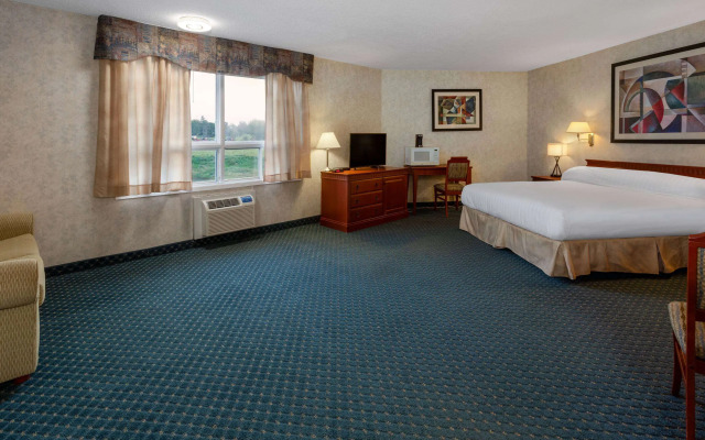 Travelodge by Wyndham Amherst