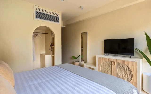Isla Retreat