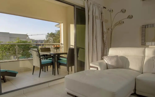 Enjoy the Fabulous Amenities Offerd at The Lanmark Suites