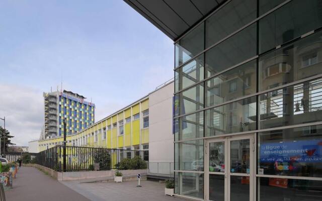 Hotel CIS Paris Maurice Ravel вид на фасад