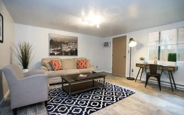 The Pearl Place in Wash Park West