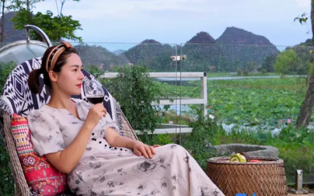 Shui Zhi Pan Lake View Inn