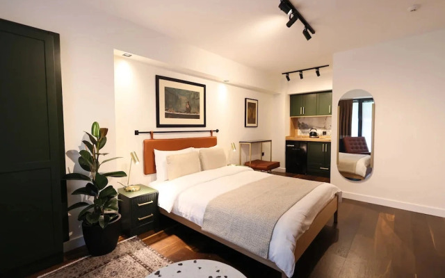 CLK Suites Hotel