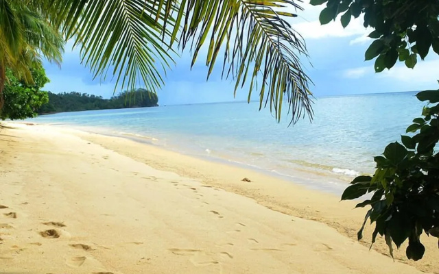 Happy Island Inn